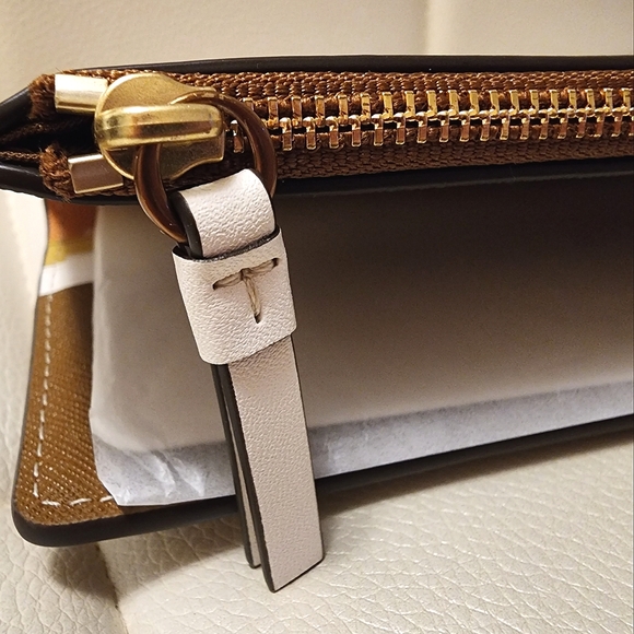 NWT ~Tory Burch Walker Printed Leather Slim Wallet Beige Flower Ditsy Border - Picture 13 of 16